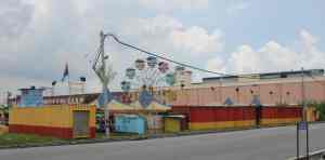 Troosteloze kermis in Mersing