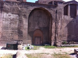 Muur van thermencomplex van Diocletianus